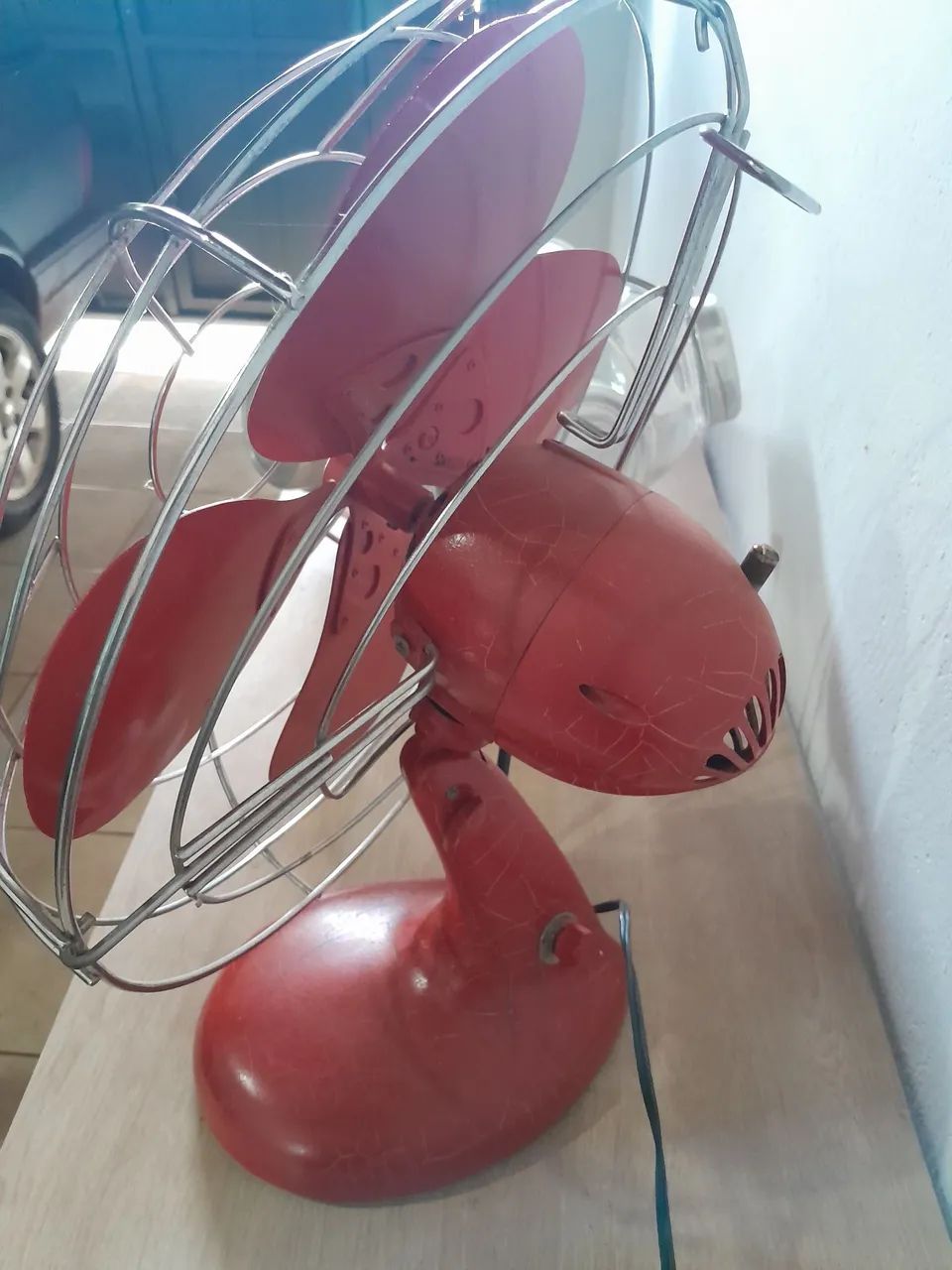 Ventilador de Mesa Vintage Vermelho - Foto 2
