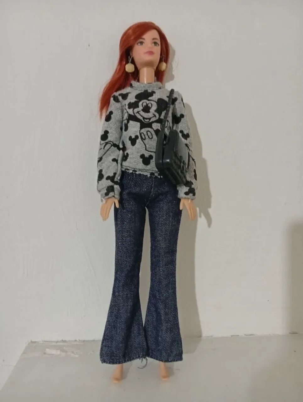 Boneca Barbie Ruiva com cabeça reduzida  - Foto 2