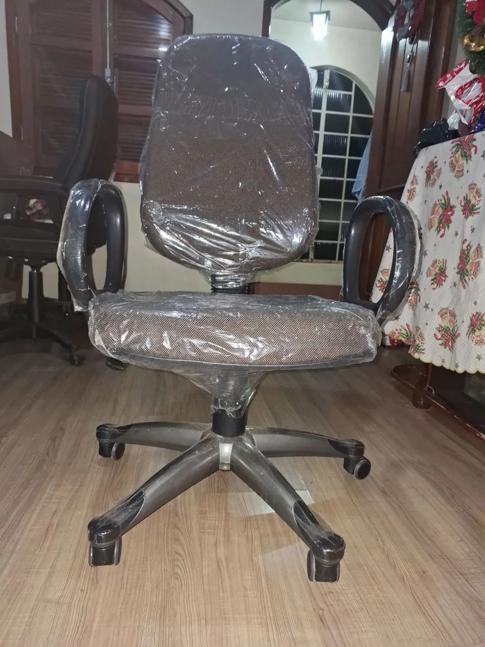Cadeira de Escritório Giratória