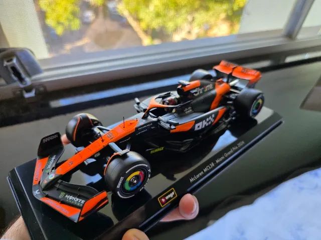 Miniatura F1 Mclaren MCL38 Oscar Piastri 2024 Aceito Cartão - Foto 3