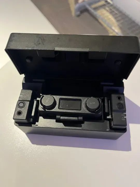 Microfone de Lapela Hollyland Lark 150 Duplo Sem Fio (Profissional) - Foto 3