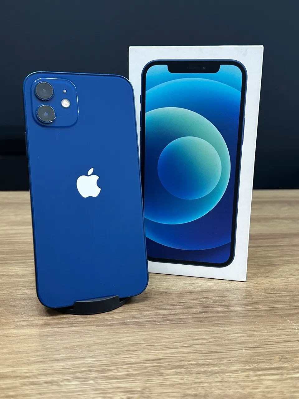 iPhone 12 64gb azul semi novo impecável - Celulares e Smartphones