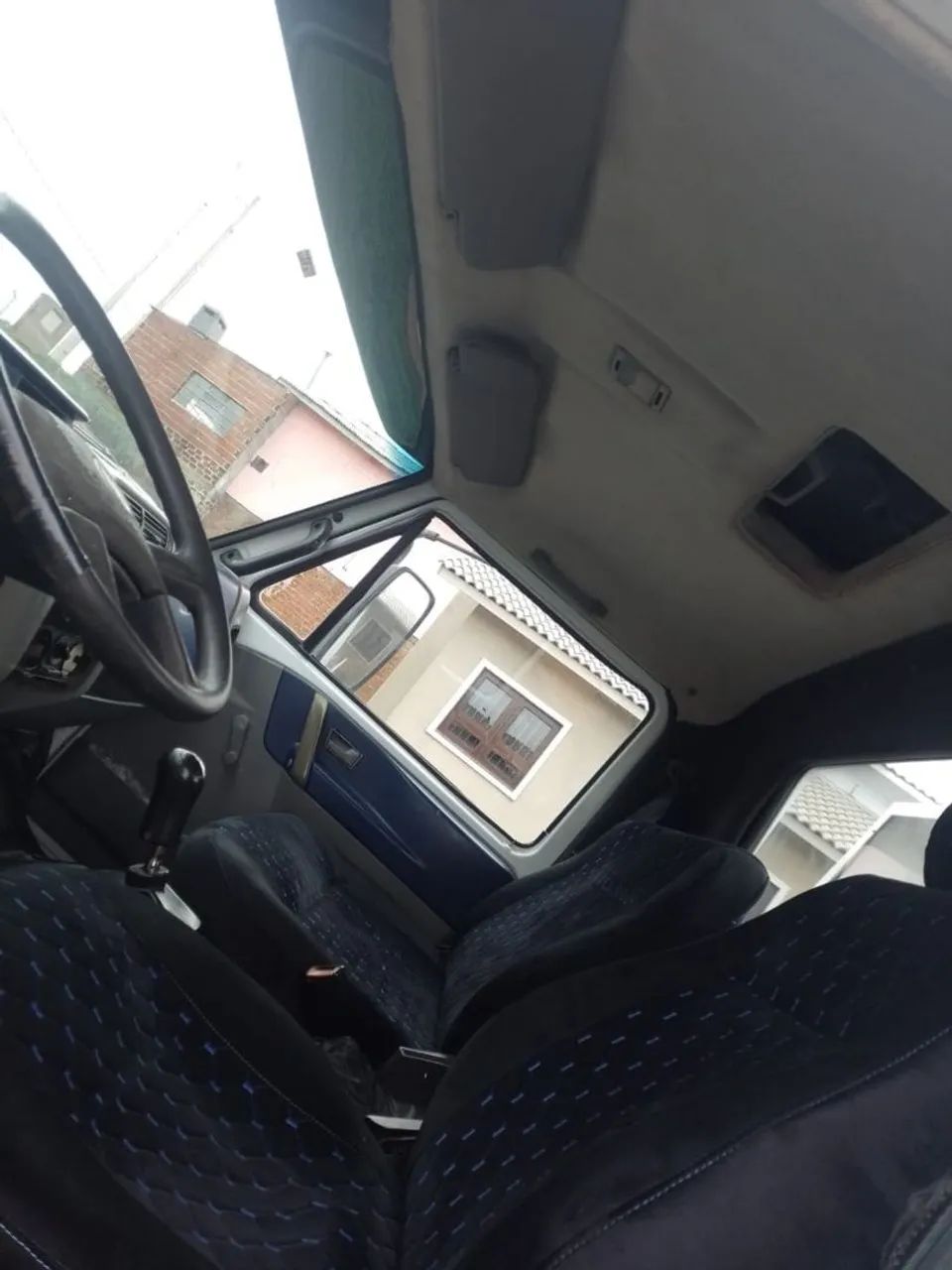 Caminhão guincho plataforma  - Foto 10