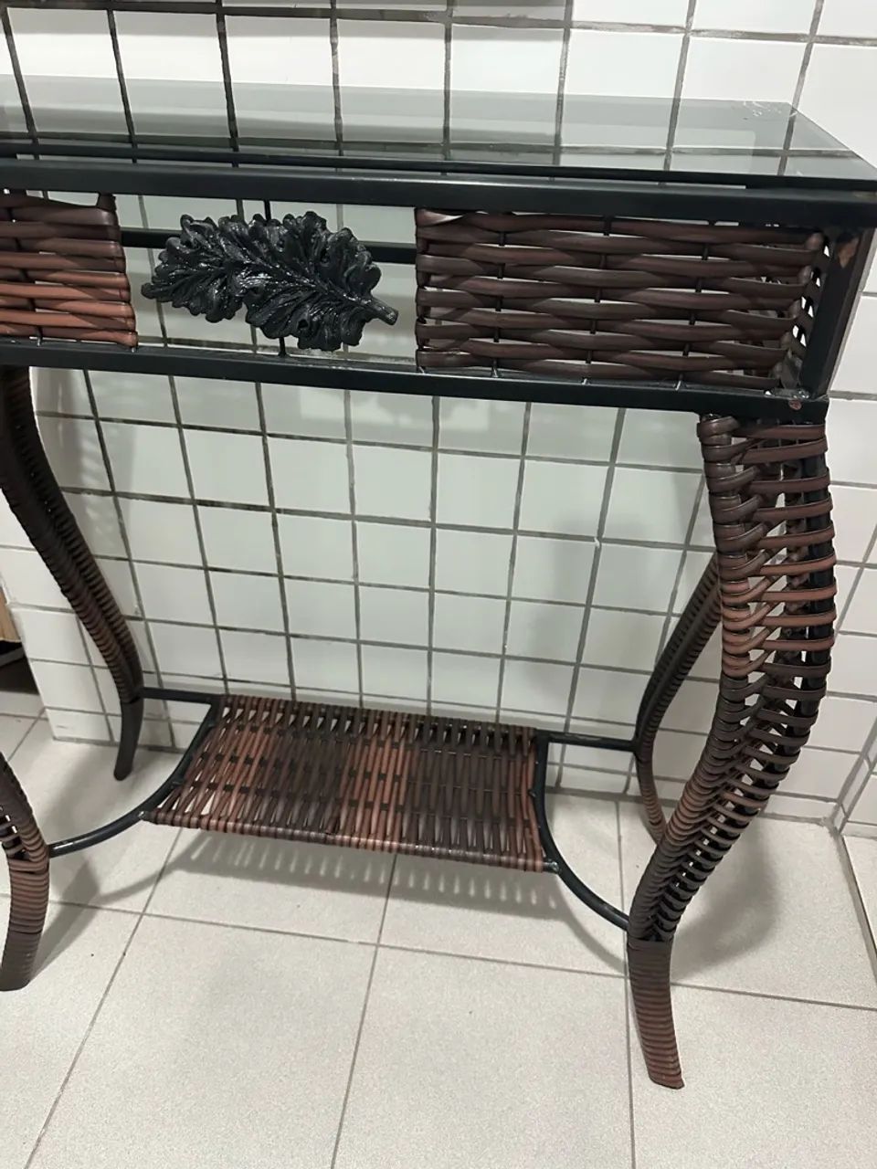Conjunto Poltrona e Aparador em Vime  - Foto 3