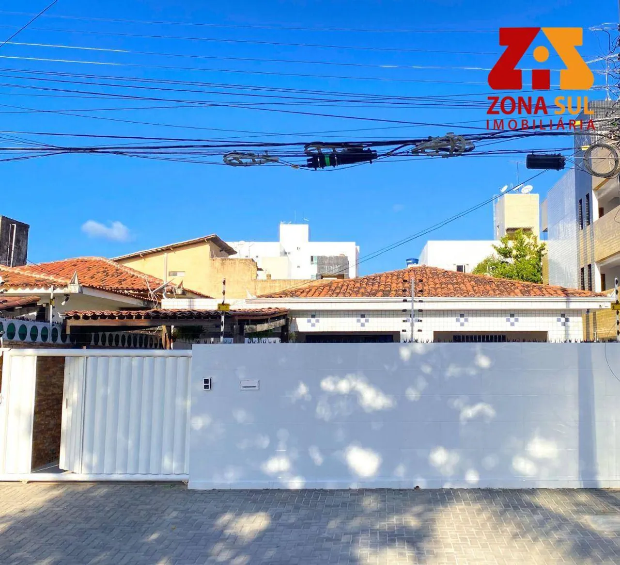 Casa com 3 dormitórios à venda, 360 m² por R$ 1.100.000,00 - Bessa - João Pessoa/PB