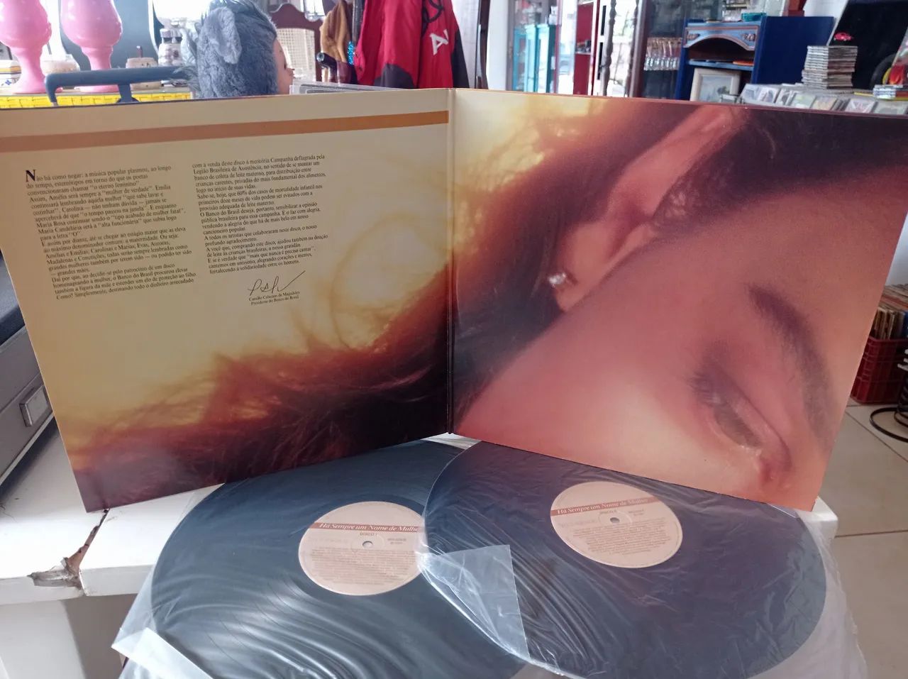 Disco de vinil Há sempre um nome de mulher  - Foto 3