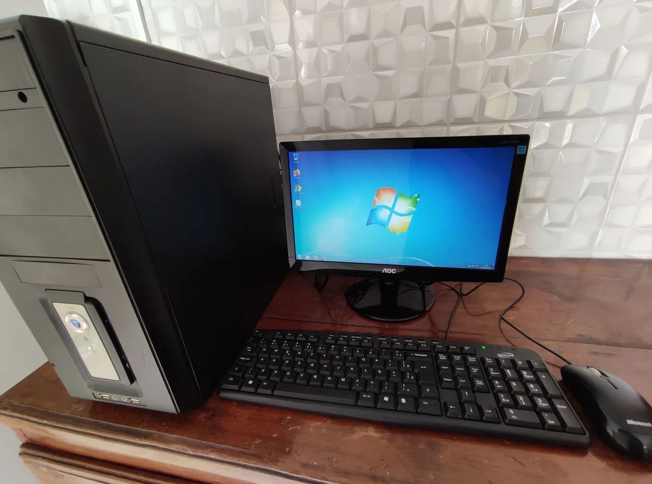 Computador + 2 monitores e teclados de brinde - Foto 3