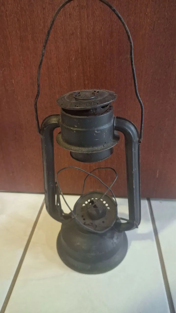 Antigo e Rústico - Lanterna a Querosene - Foto 4