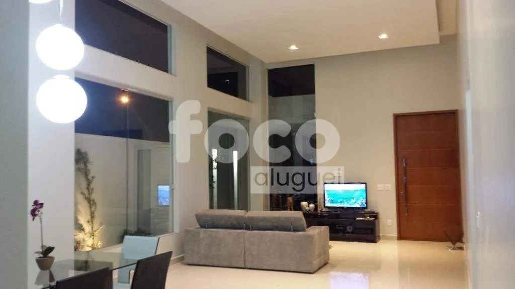 Casa em condomínio para locação