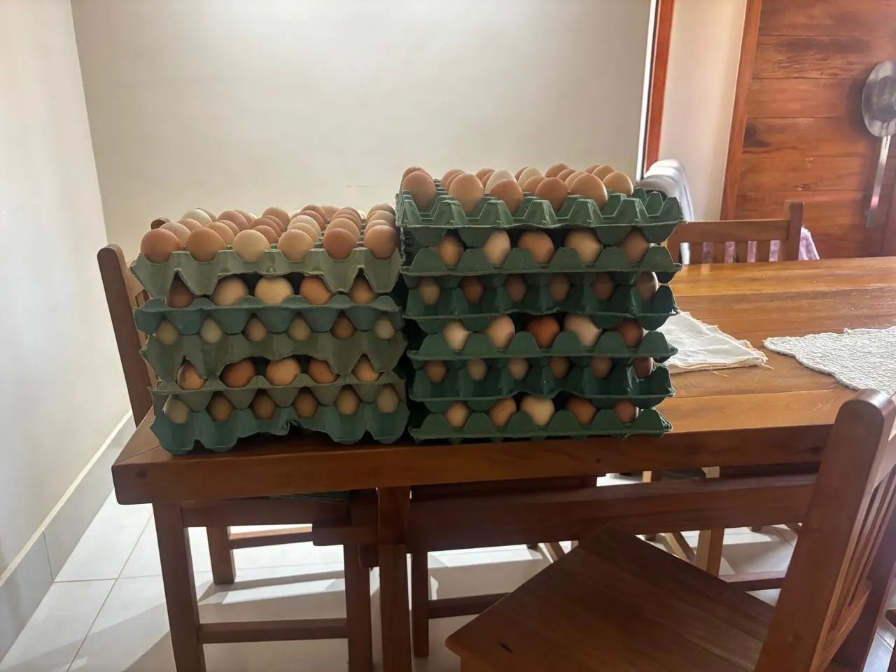 Country eggs 64313659739649120