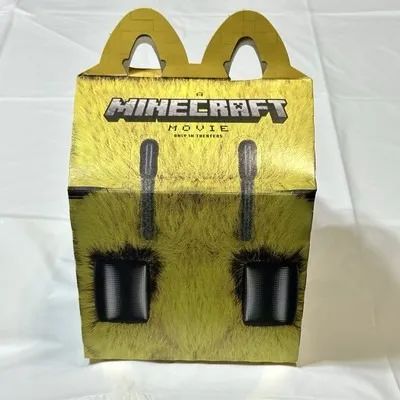Um Filme Minecraft (A Minecraft Movie) McDonald's Mc Lanche Feliz - Caixa da Abelha (Bee)