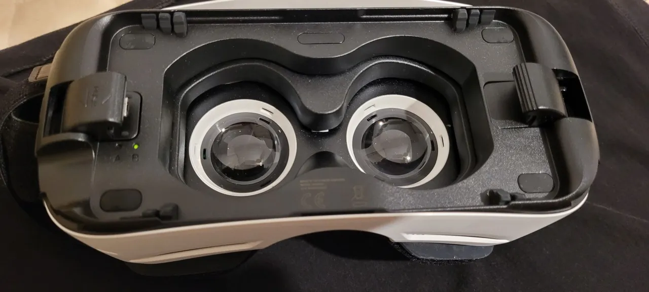Óculos de Realidade Virtual Samsung Gear VR