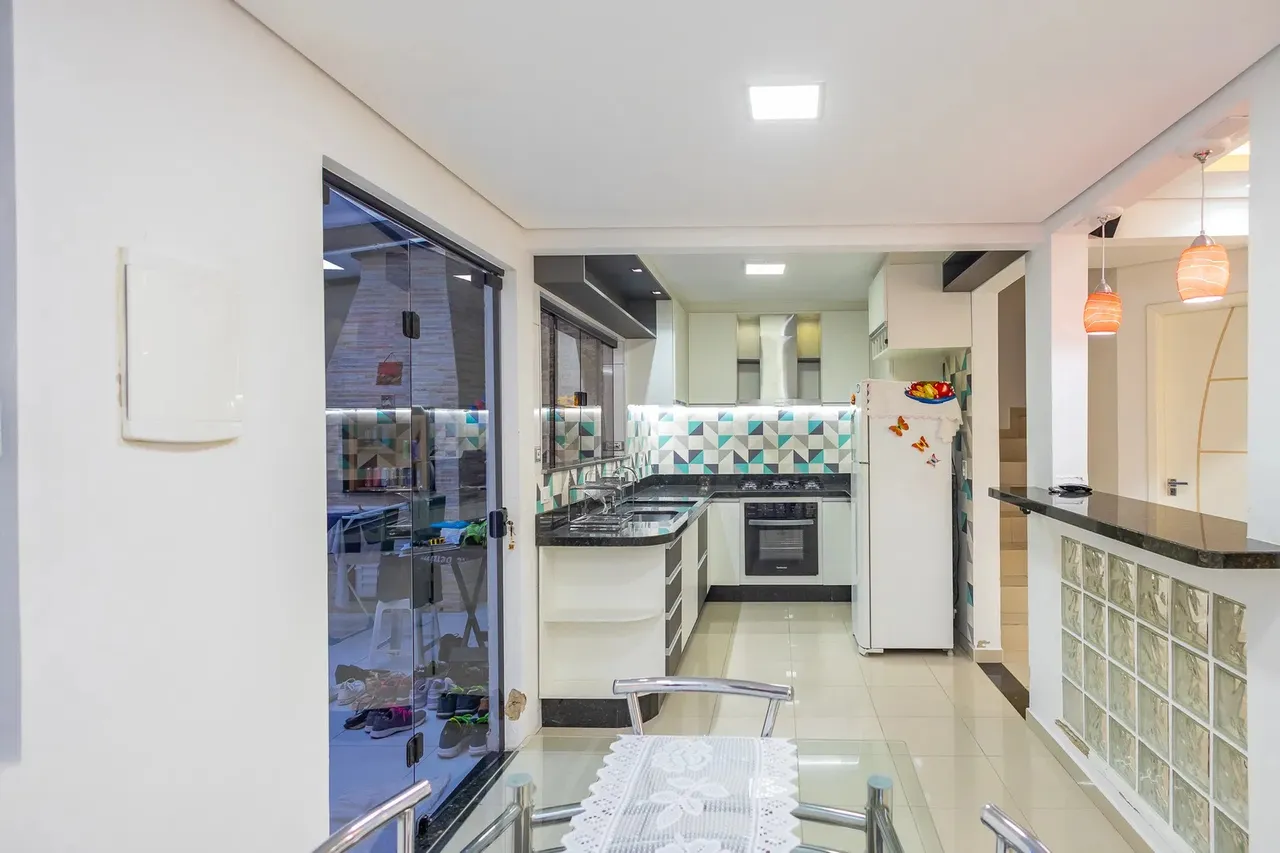Imóvel para venda com 126 metros quadrados com 3 quartos em Cidade Industrial - Curitiba -