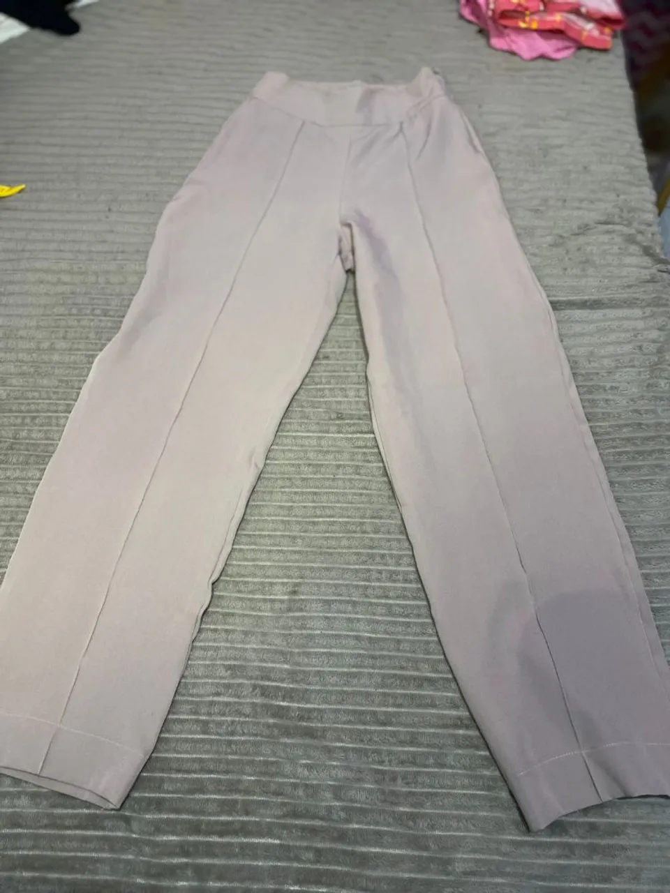 Calça social feminina bege