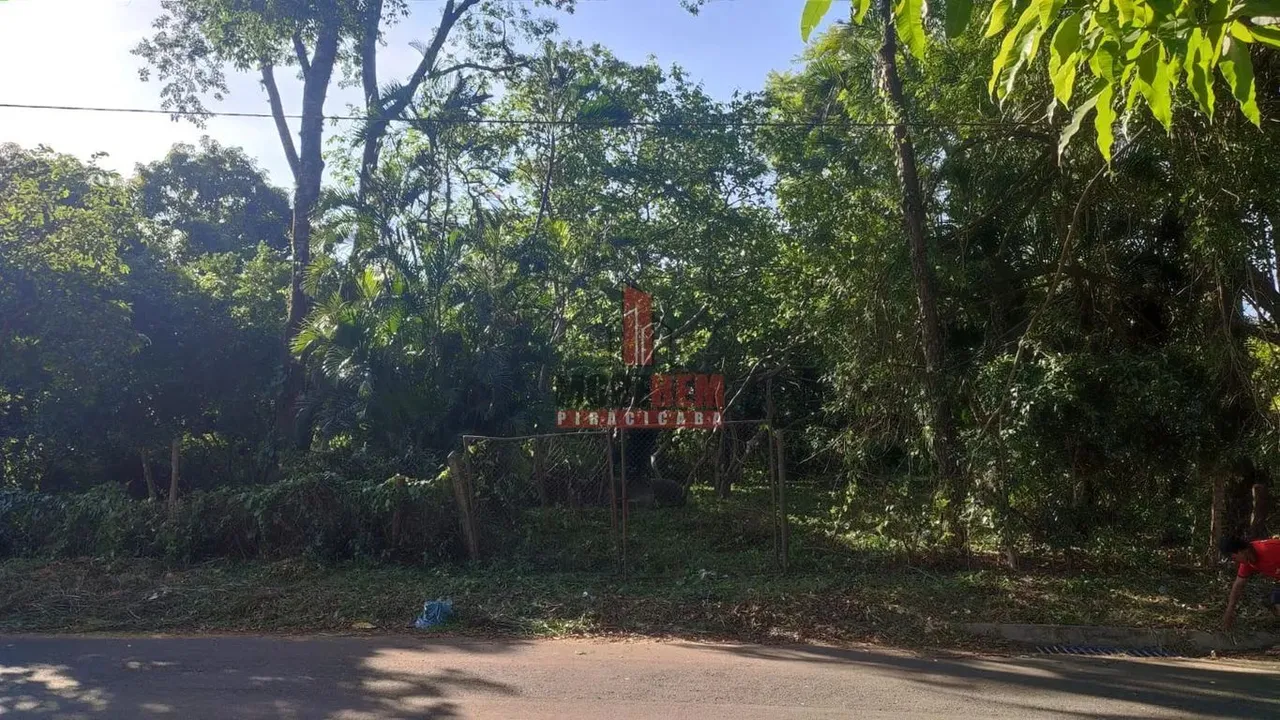 Terreno com 2852 m² à Venda no Bongue