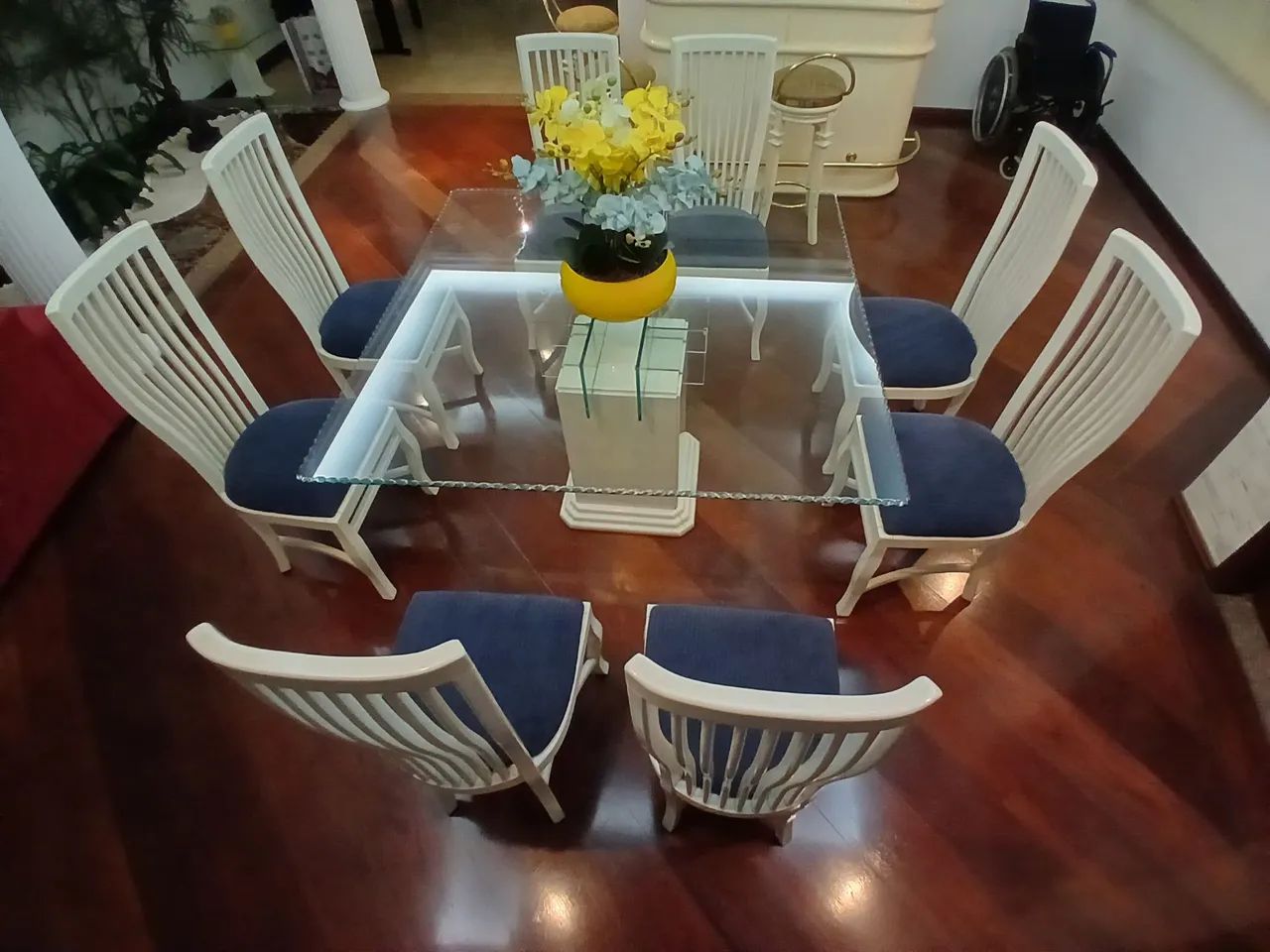 Mesa de Vidro 1,40m com 8 Cadeiras | Linda e Muito Conservada - Foto 2