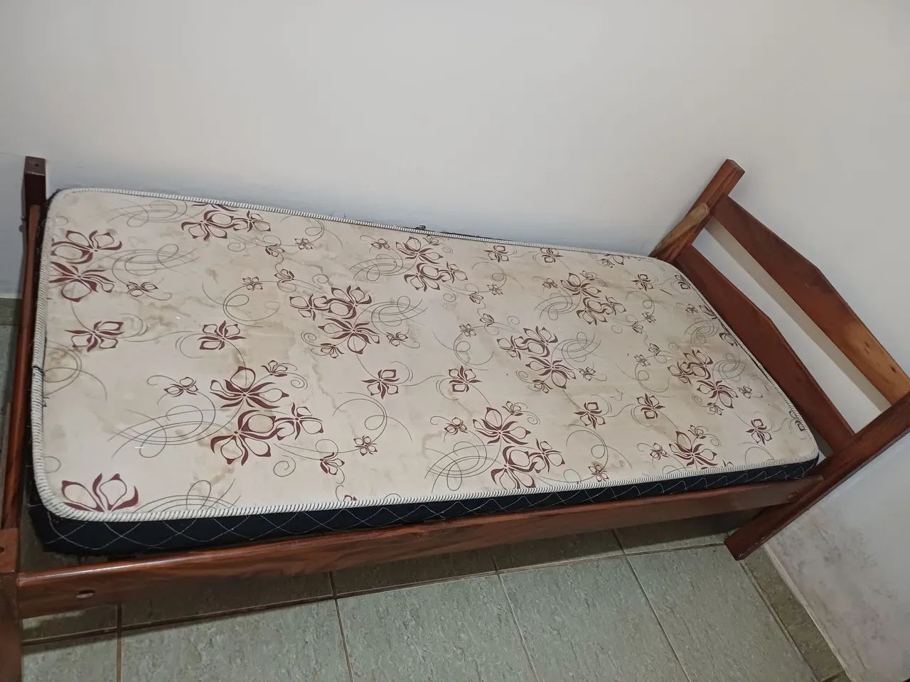 Cama de madeira solteiro  - Foto 2