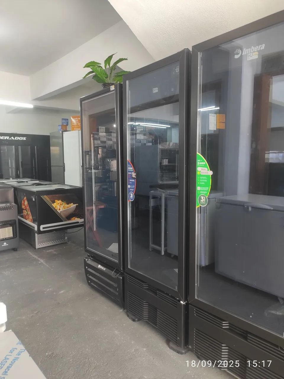 Bh Expositor cervejeira Imbera Full Black 