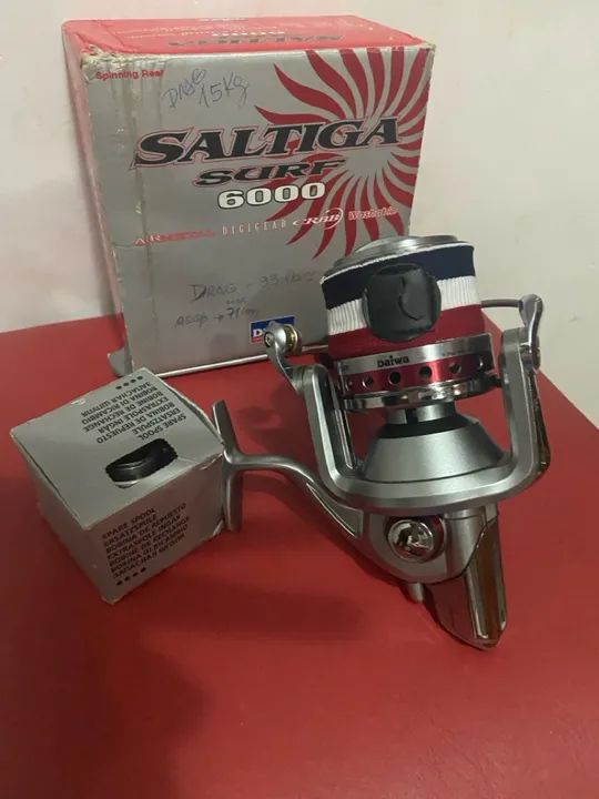 Molinete de Pesca Daiwa Saltiga Surf 6000