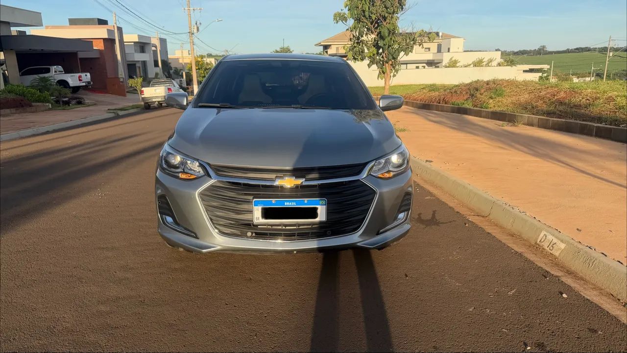Chevrolet Onix Hatch Premier 2025 - Apenas 3500km