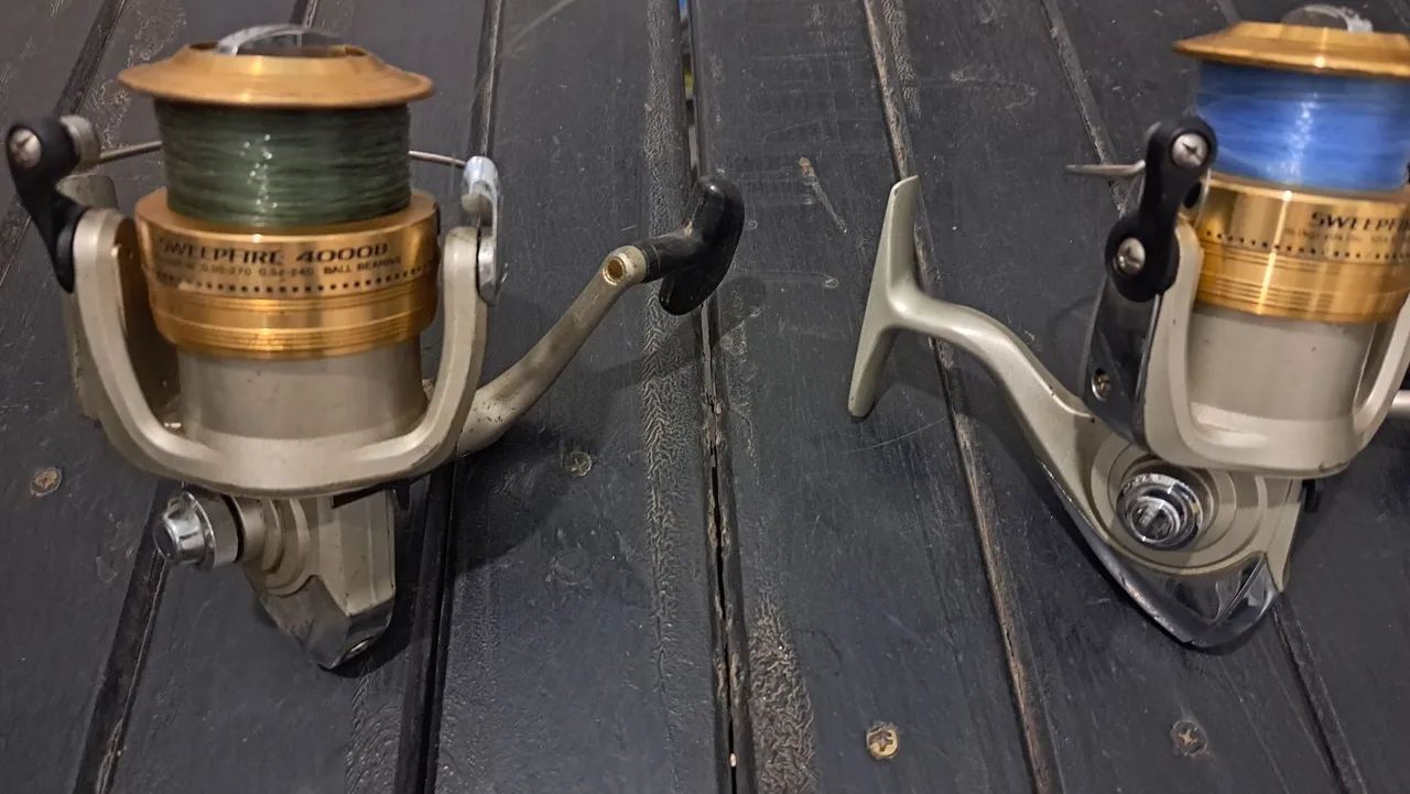  Molinetes de Pesca Daiwa Sweepfire 4000B - Foto 2