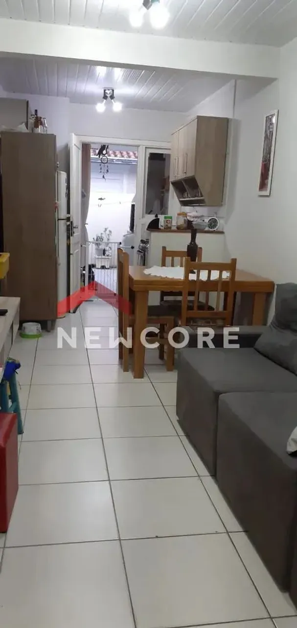 Casa de condomínio em Estrada Costa Gama - Restinga - Porto Alegre/RS