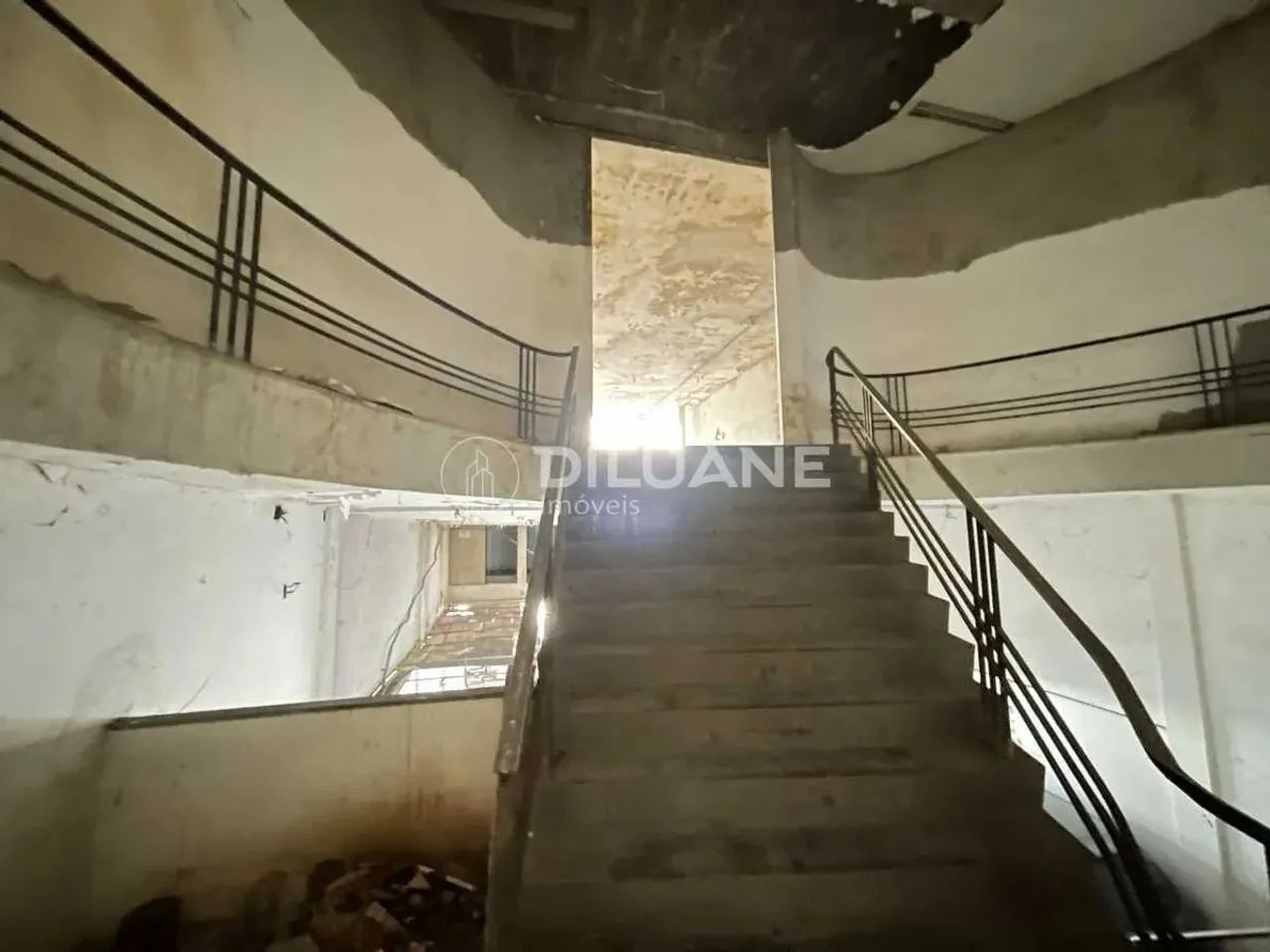 Prédio - / Comercial / Centro - Foto 4