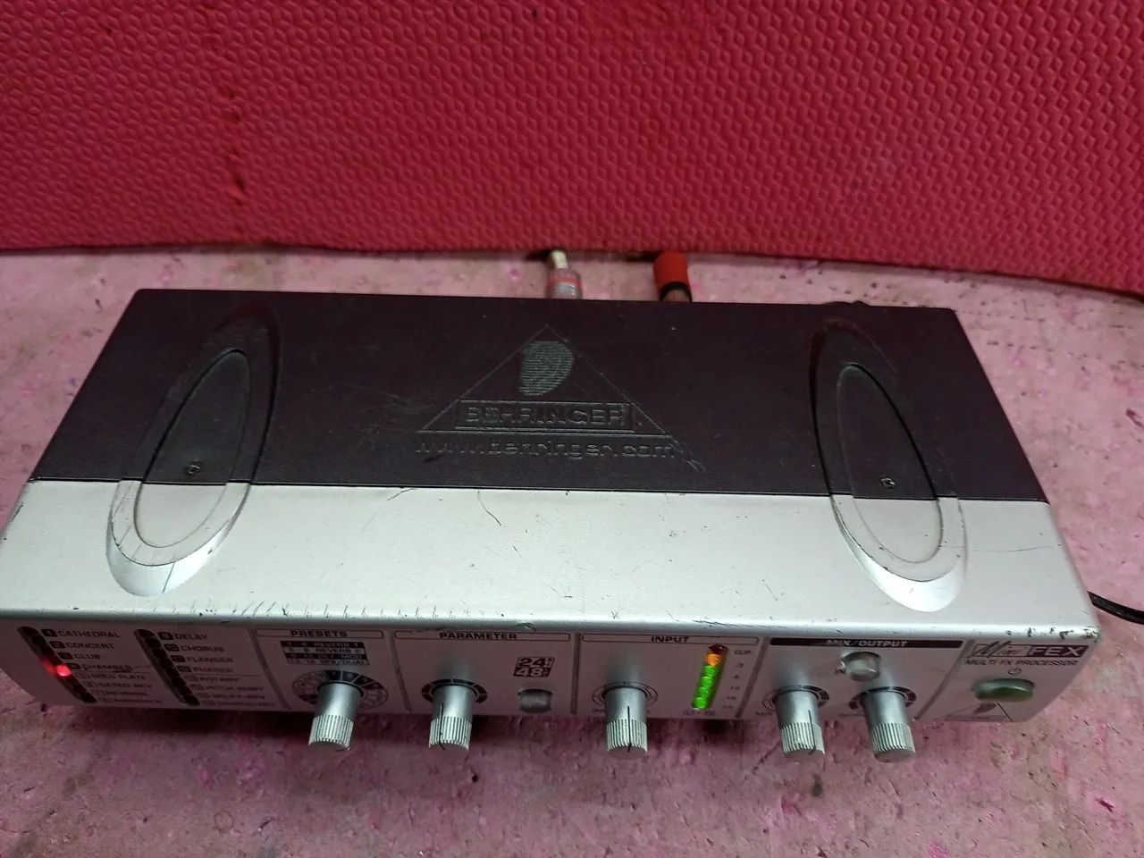 Processador de efeito Behringer Fex800 - Foto 4