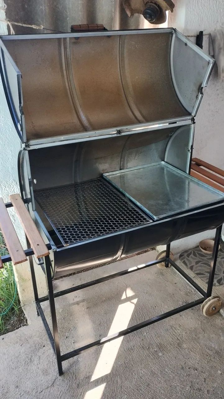 Churrasqueira Barrel Smoker - Foto 2