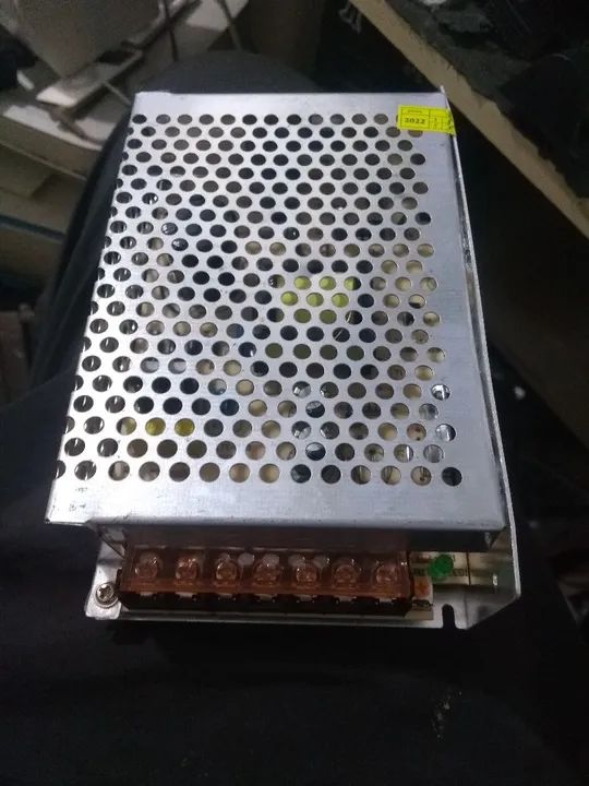 Fonte chaveada 24v 5a