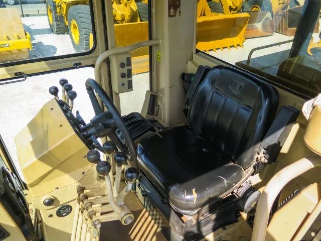 Motoniveladora Caterpillar 120K 2014 7.000h revisada - Foto 5