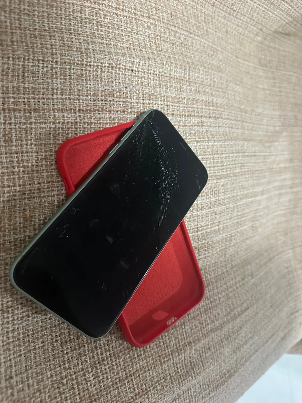 iPhone 11