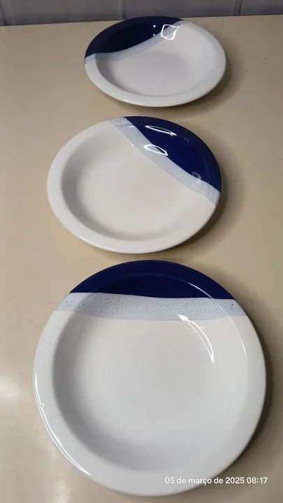 Jogo de 3 Pratos Branco com Azul