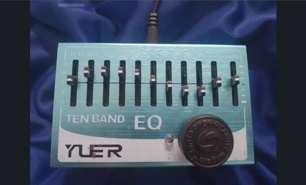 Equalizador de 10 Bandas YLER