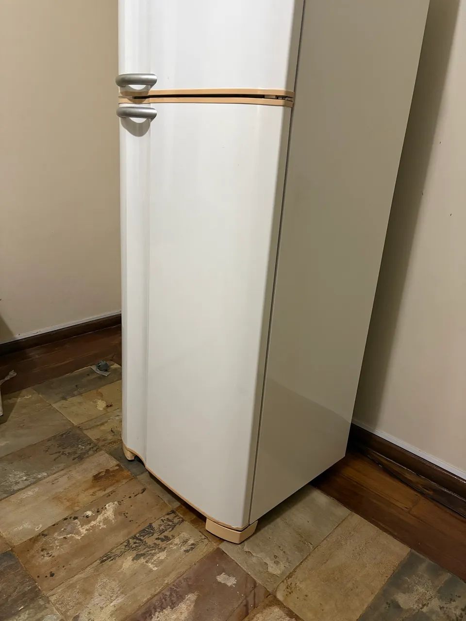 Geladeira Eletrolux  funcionando perfeitamente  - Foto 2