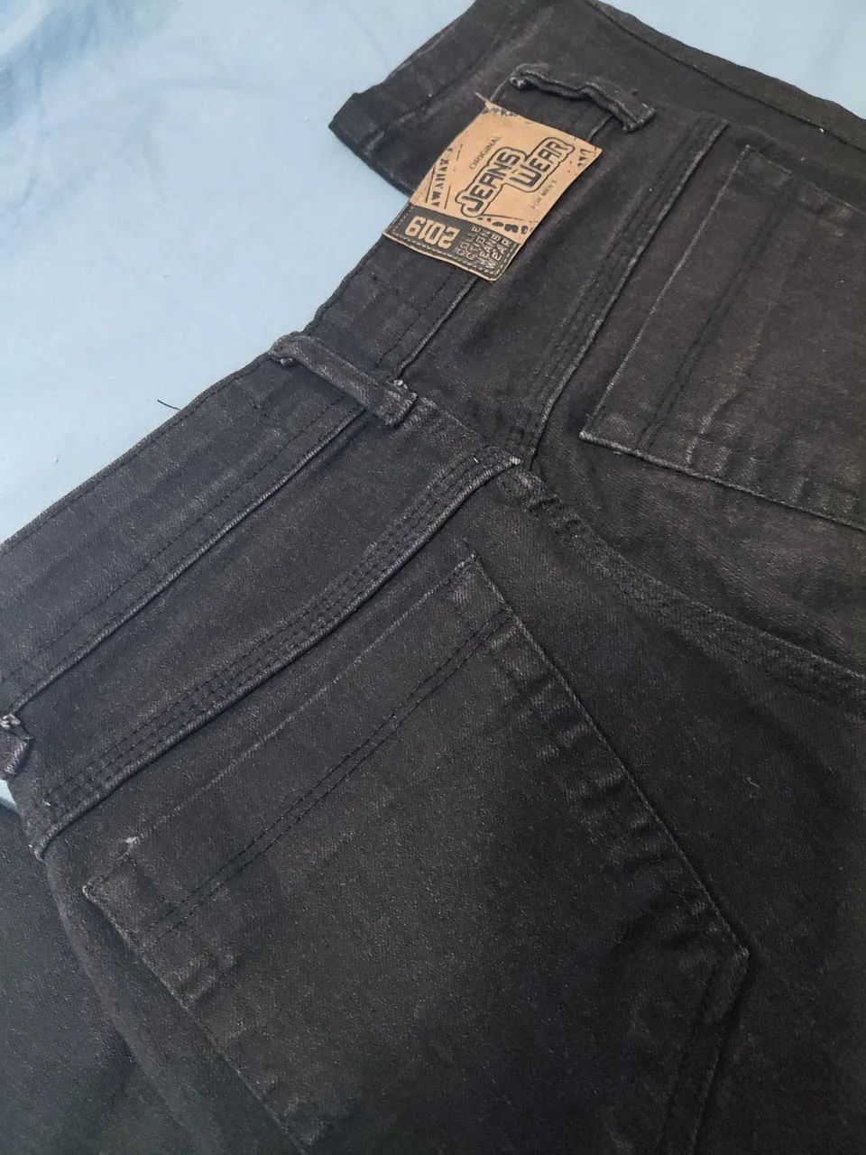 Calça jeans preta  - Foto 4