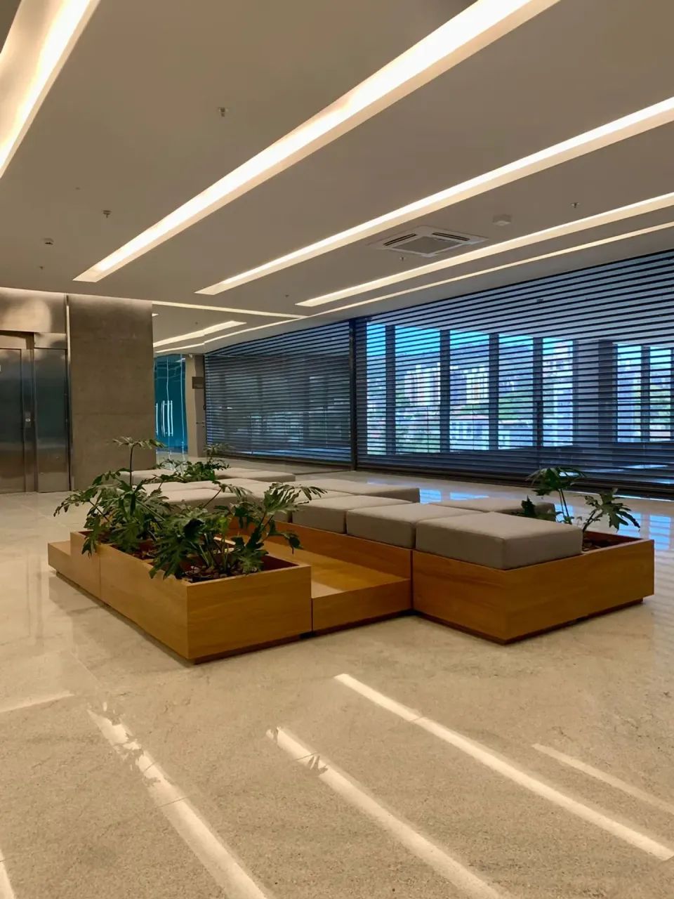 Vendo Excelente sala comercial no Linked 33 m² dentro Bourbon Shopping próximo av. Teresóp - Foto 4