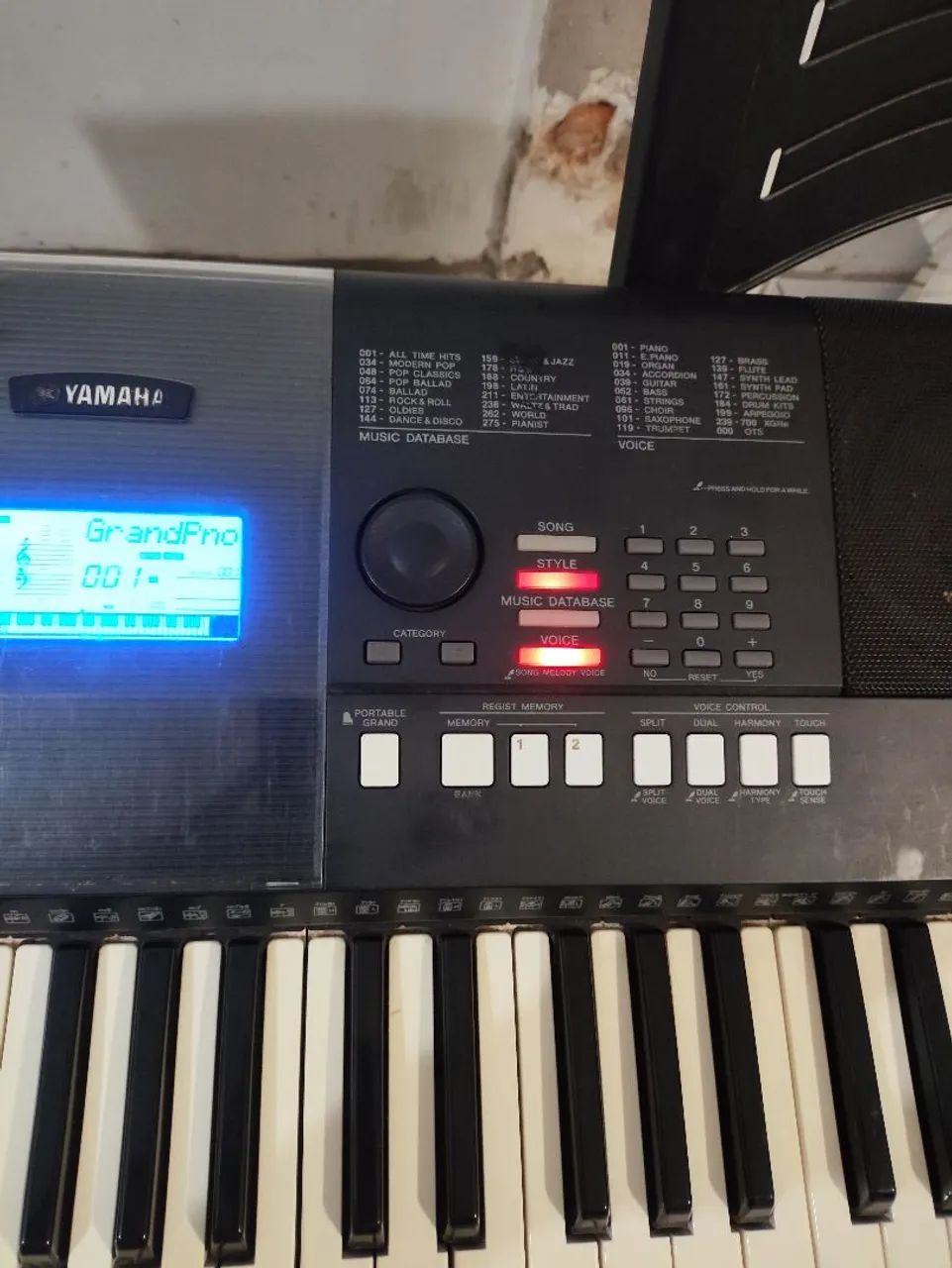 Teclado Yamaha PSR E423 - Foto 4