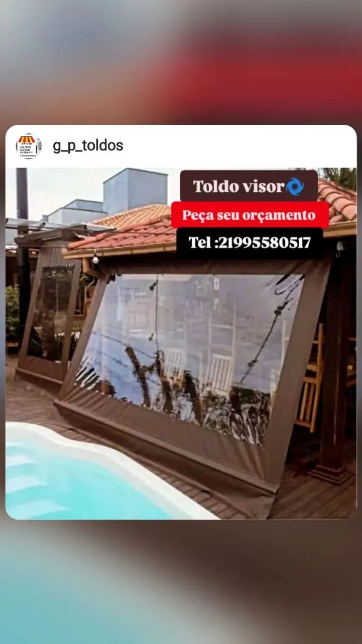 Toldo com visor transparente.