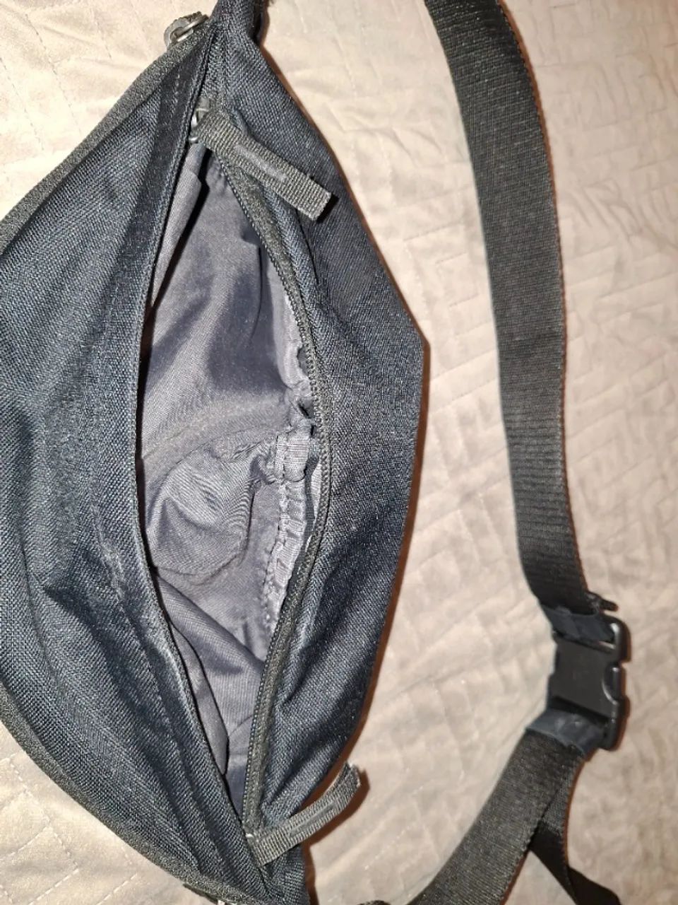 Pochete nike preta ajustável  - Foto 3