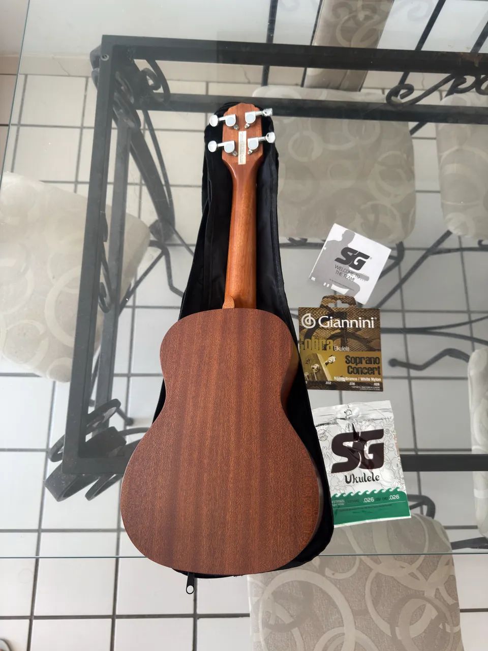 Ukulele Gianini - Foto 4