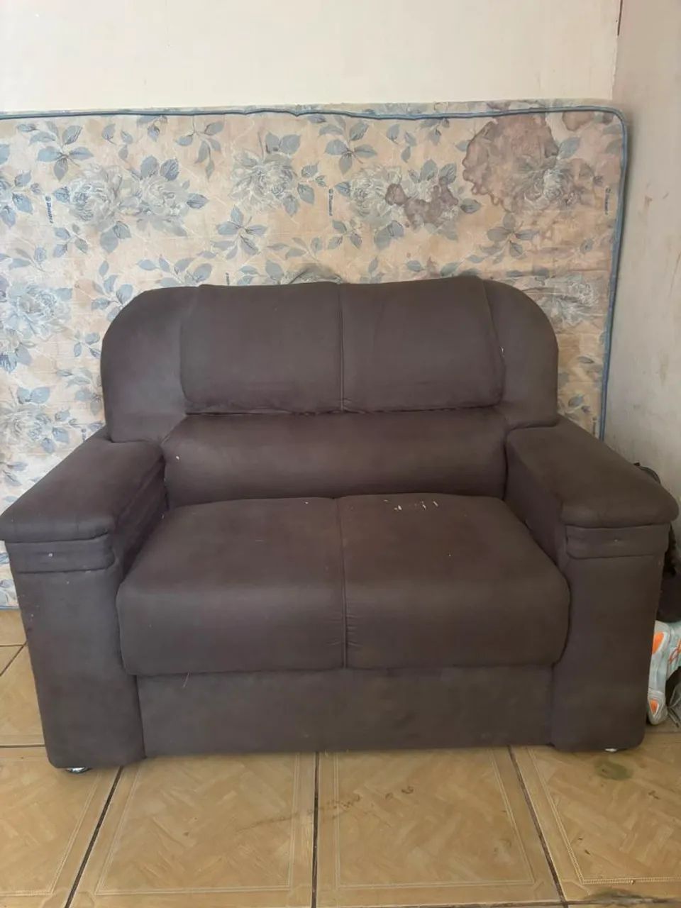 Sofa de 2 lugares - Foto 2