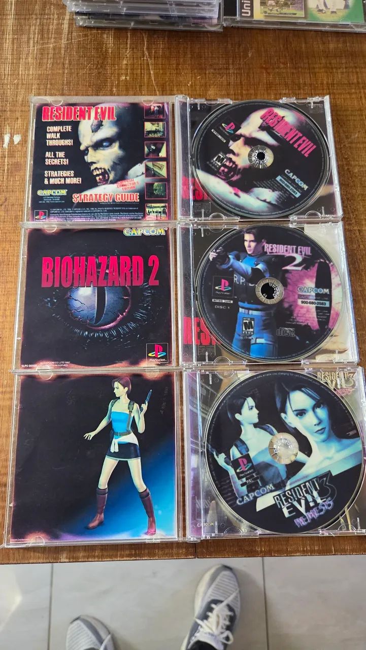 COLEÇÃO RESIDENT EVIL - PLAYSTATION 1 - Foto 2