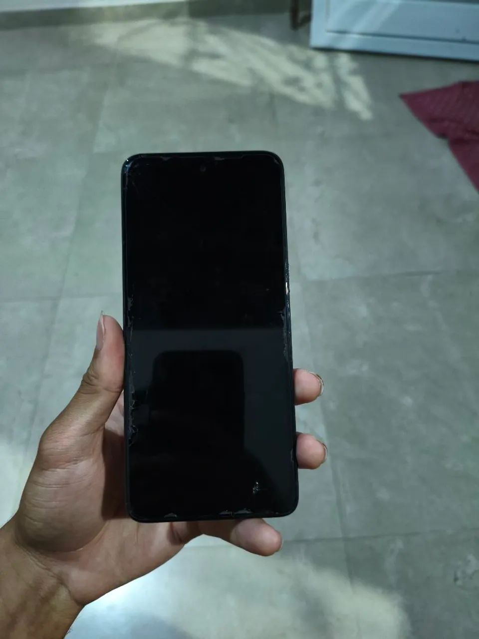Celular moto g14(sem o botão de volume) resto funcionando normal