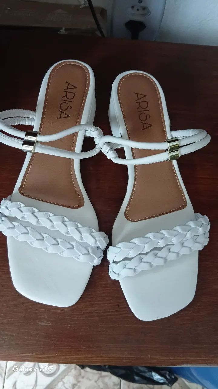 Sapato branco  - Foto 3