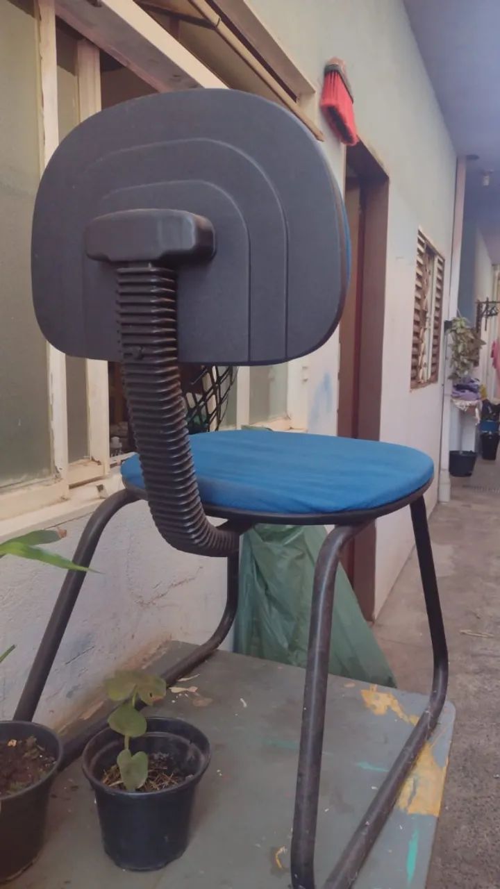 cadeira azul - Foto 2