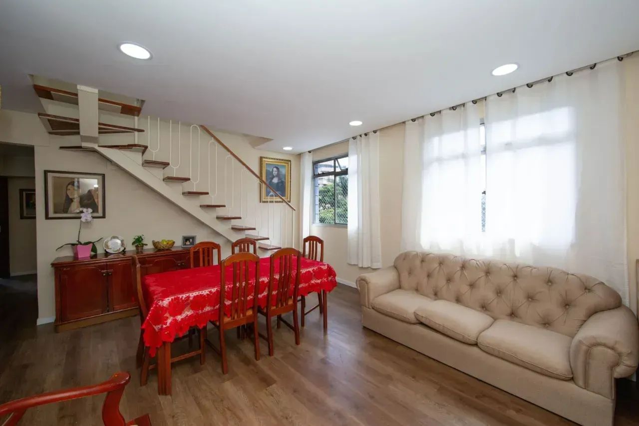 Apartamento à venda com 03 quartos no bairro Coração Eucarístico