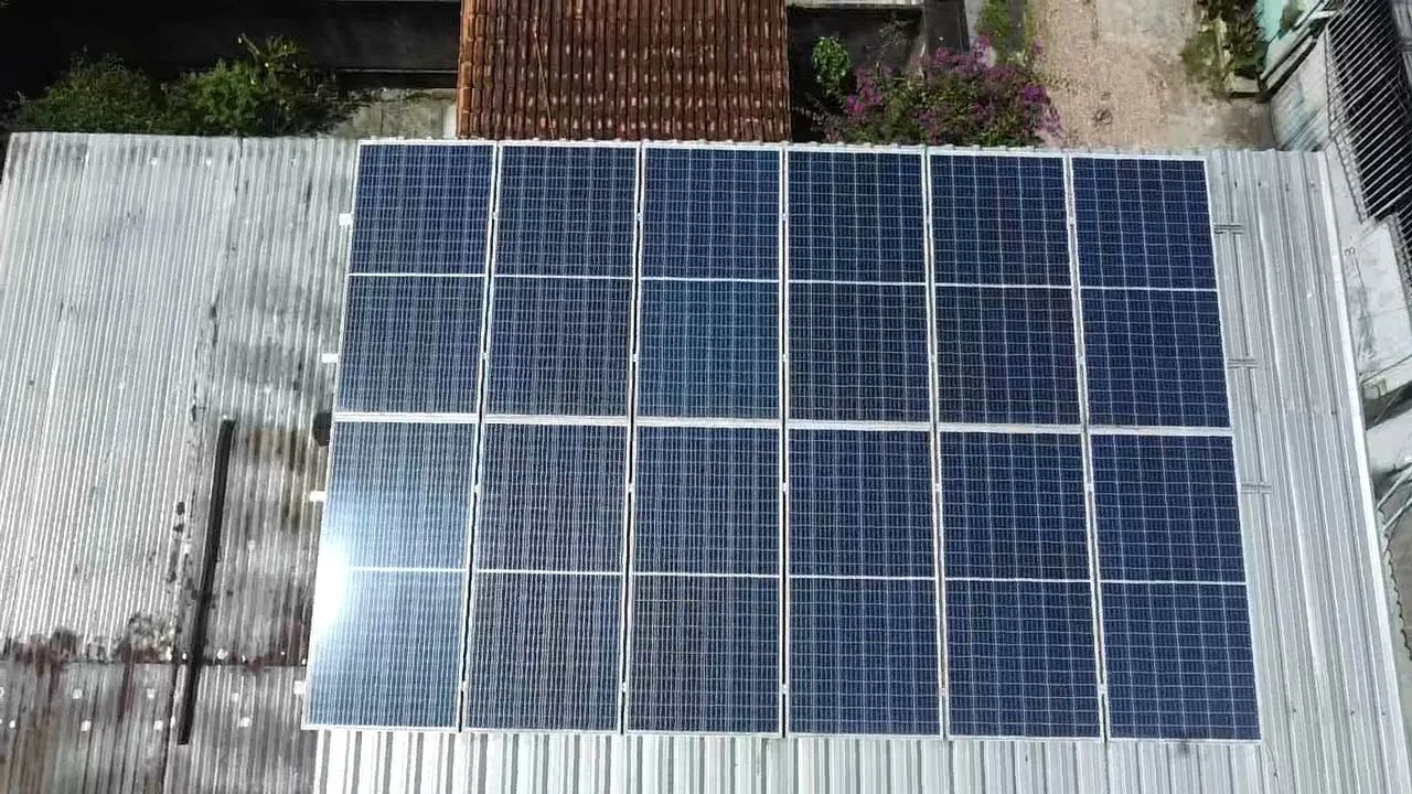 Limpeza e manutenção preventiva de placas solar. - Foto 5