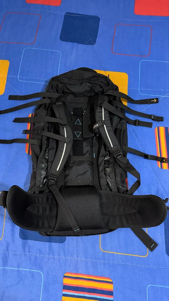 Vendo mochila semi nova - Foto 3