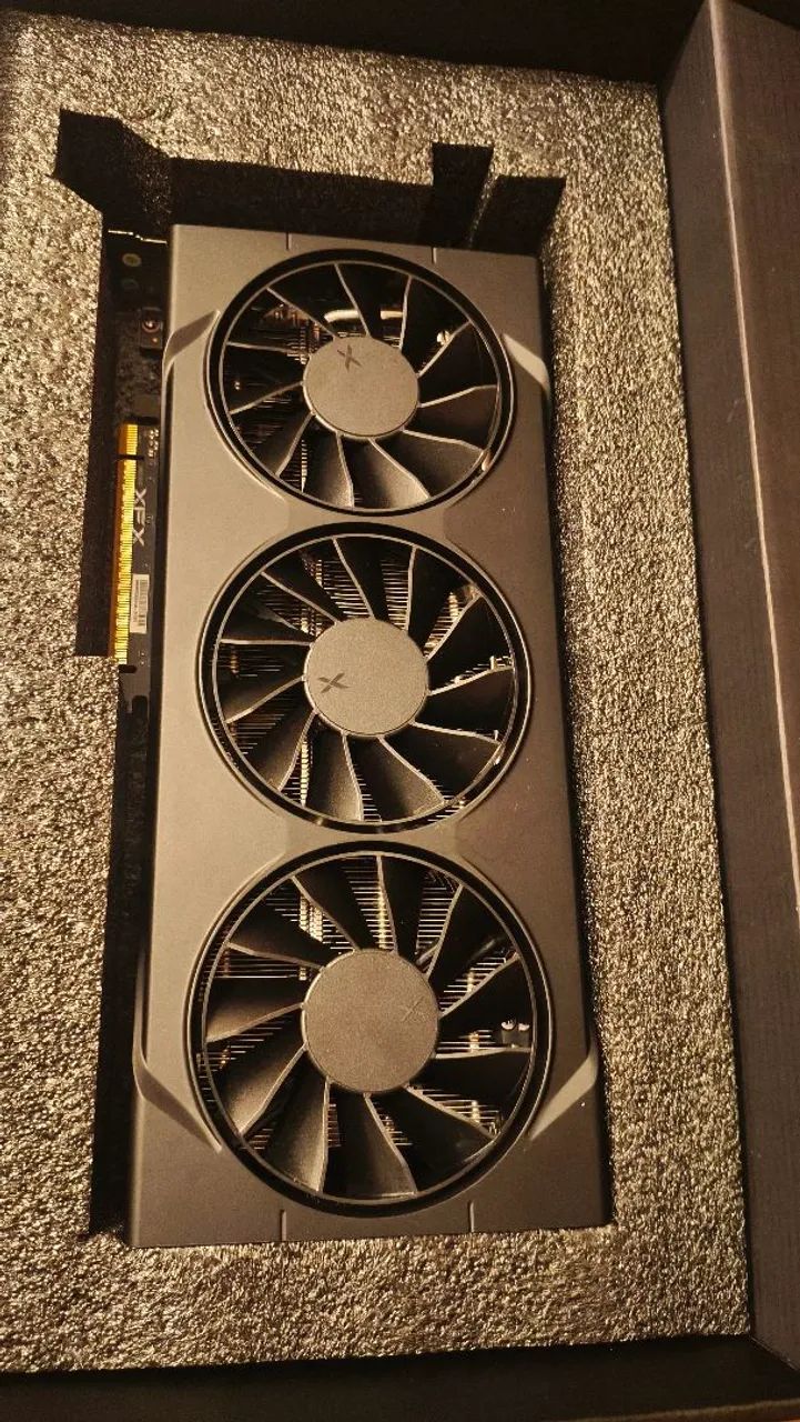 RX 9060 XT 16GB  XFX - PLACA DE VÍDEO PRETA  - Foto 3